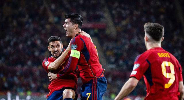 西班牙VS克罗地亚_欧洲杯B组焦点战触动人心西班牙VS克罗地亚，西班牙vs克罗地亚，豪华身价对决！