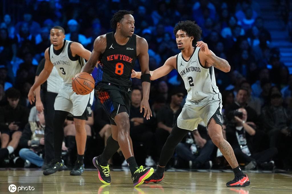 皇冠庄家_NBA杯-布伦森25分文班亚马18分 尼克斯逆转马刺夺冠